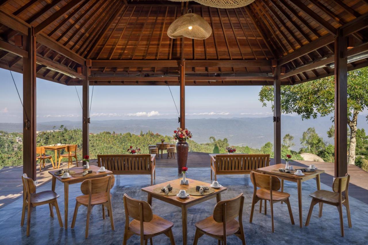 Munduk Tentrem Resort Bagian luar foto
