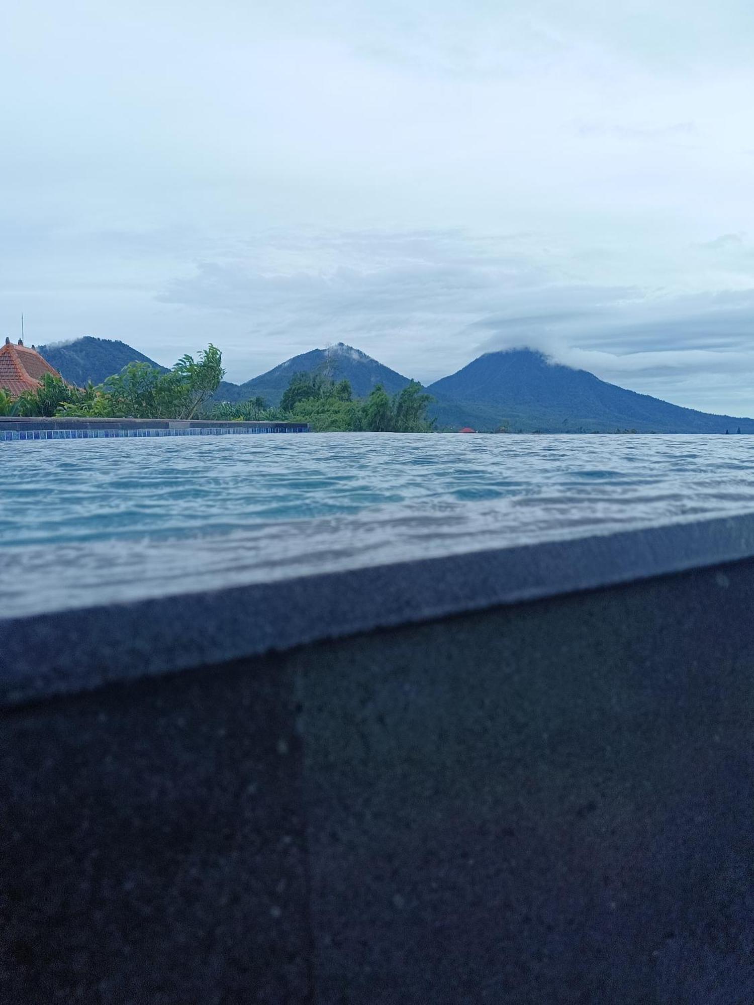 Munduk Tentrem Resort Bagian luar foto
