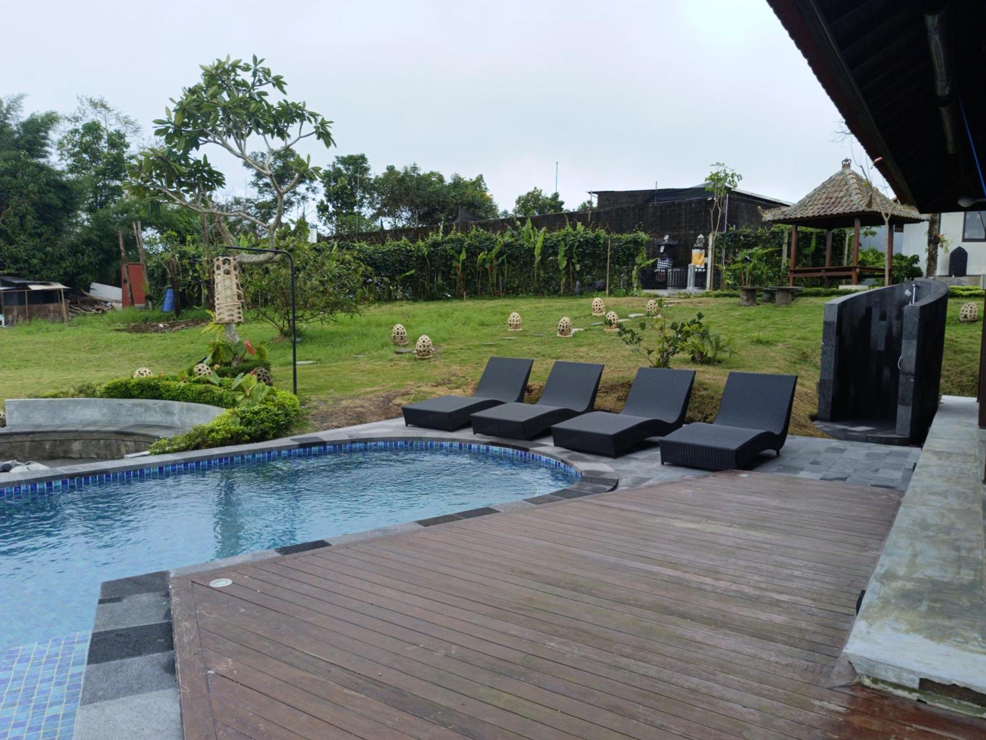Munduk Tentrem Resort Bagian luar foto
